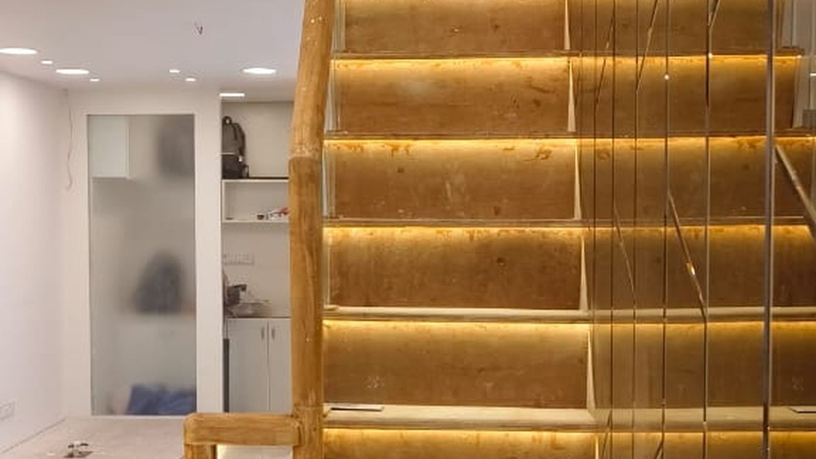 Salon, Borivali